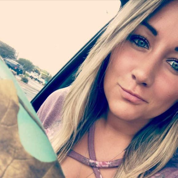 Meet your Posher, Taylor - Picture 1 of 1